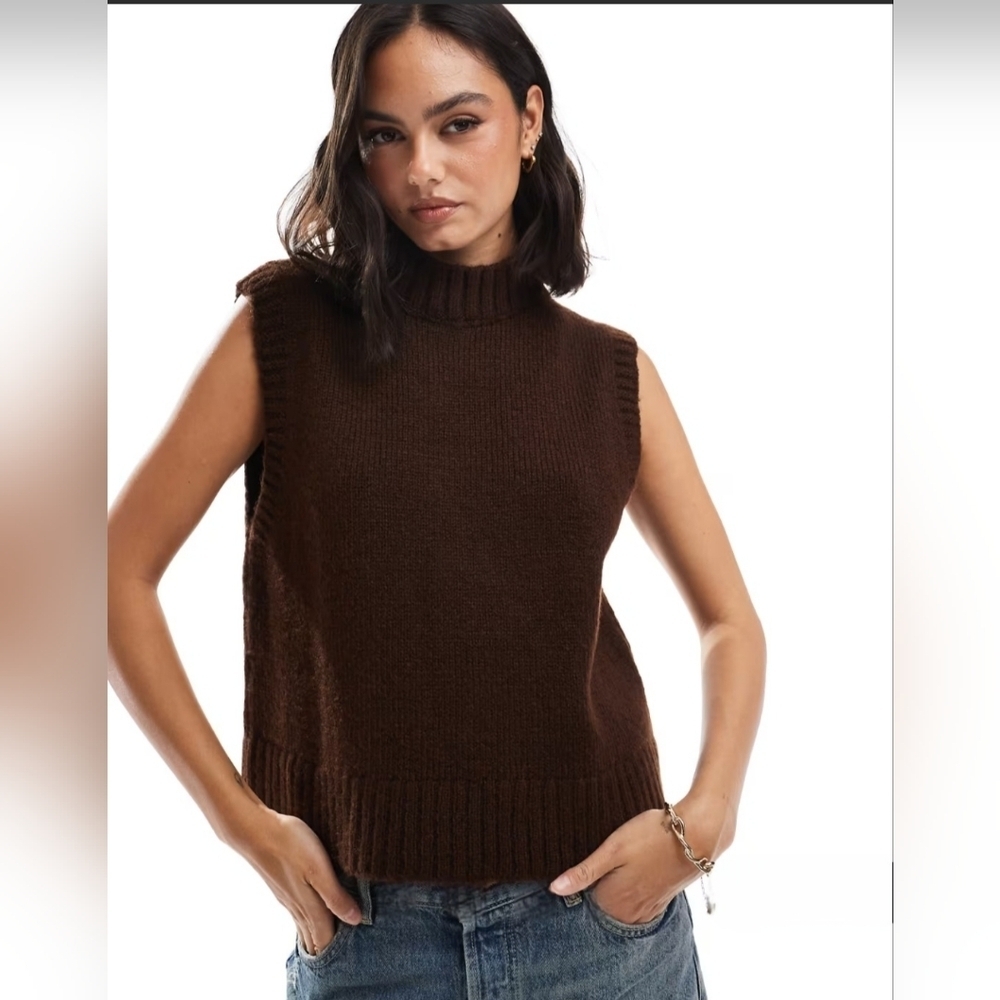 NWOT | Hand Knit Sleeveless Sweater Turtleneck Tank Top | Color: Chocolate Brown